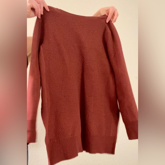Athleta XS maroon knit sweater - Picture 2 of 5